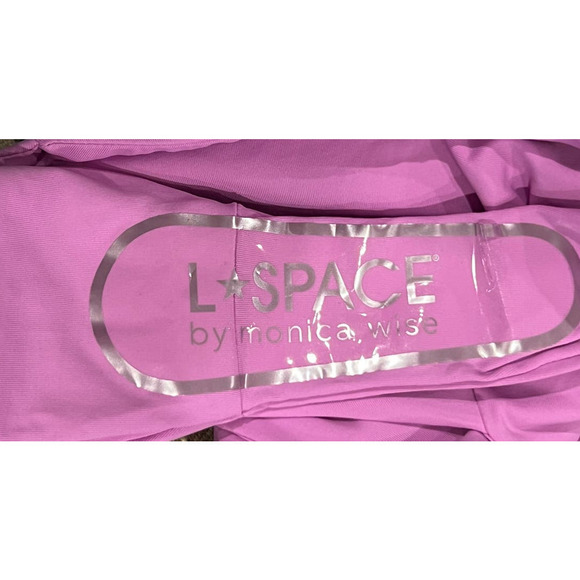 L*SPACE Kendal Underwire One-Piece Swimsuit Size Medium - Picture 6 of 6